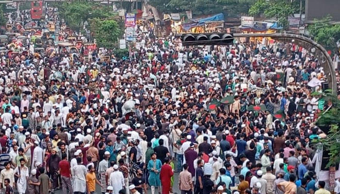 আ.লীগ নিষিদ্ধের দাবিতে আজও উত্তাল শাহবাগ