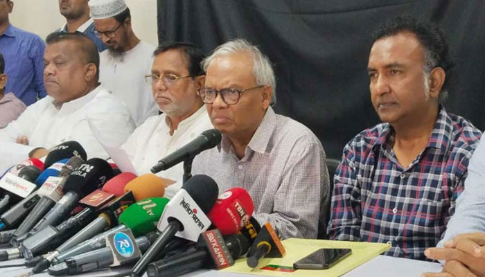 আ.লীগ নেতাদের জামাই আদরে আদালতে হাজির করা হচ্ছে