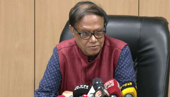 ব্যাংকিং খাতে পাঁচ লাখ কোটি টাকা আত্মসাত হয়েছে: গভর্নর