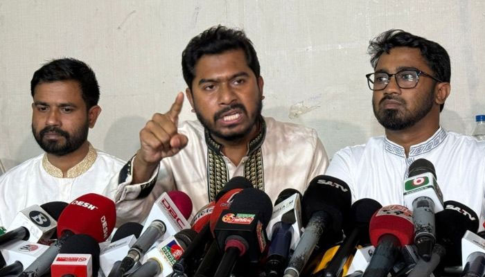 আ.লীগের সম্পদ বাজেয়াপ্ত করে জনগণের কল্যাণে ব্যয় করা উচিত