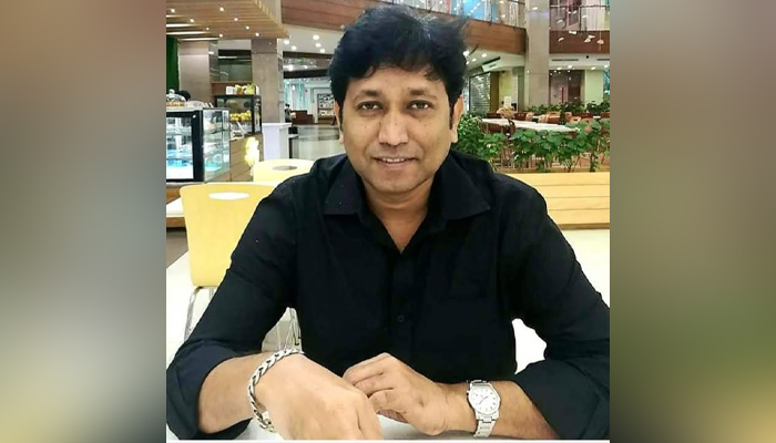 বড়দিনের আনন্দে সম্প্রীতির জয়গান ডা. সাগর খান